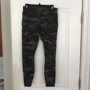 Athleta Green Camo Training Tights